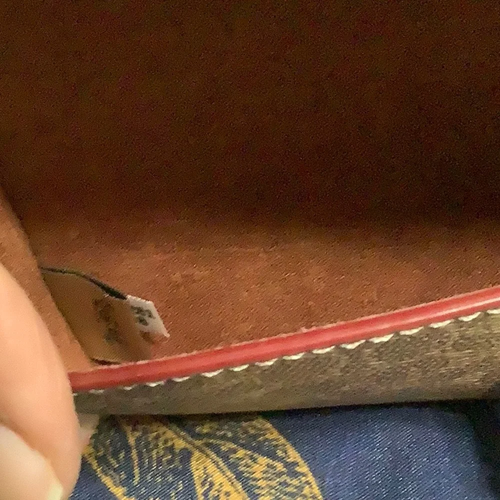 COACH SIGNATURE C EYEGLASS CASE - Picture 3 of 5